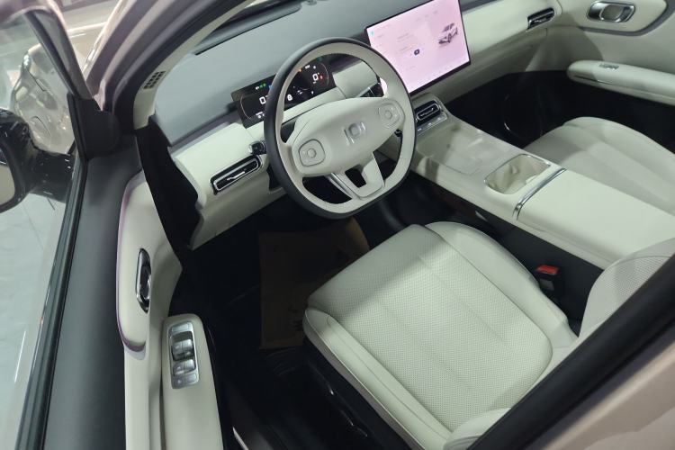 Used CHANGAN NEVO Q05 2026 Model 506 Max Driver Seat