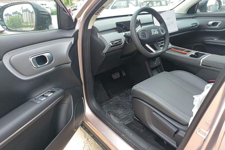 Used CHANGAN NEVO Q05 2026 Model 405Air Driver Seat
