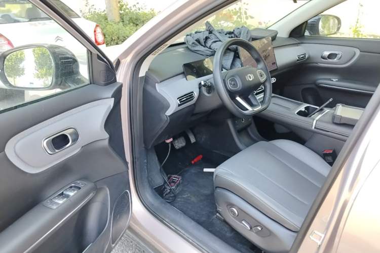 Used CHANGAN NEVO Q05 2026 Model 506 Max Driver Seat
