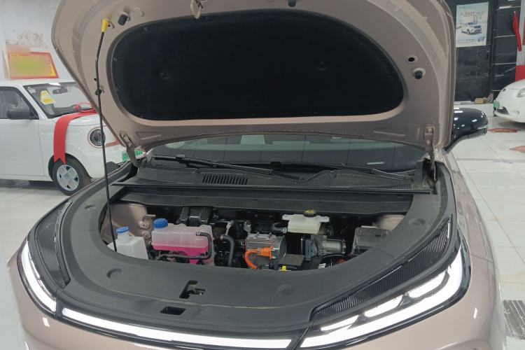 Used CHANGAN NEVO Q05 2026 Model 506 Max Engine Bay