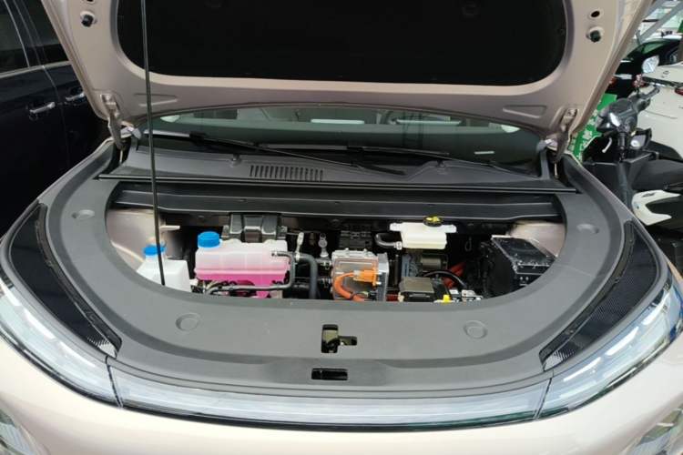 Used CHANGAN NEVO Q05 2026 Model 506 Max Engine Bay