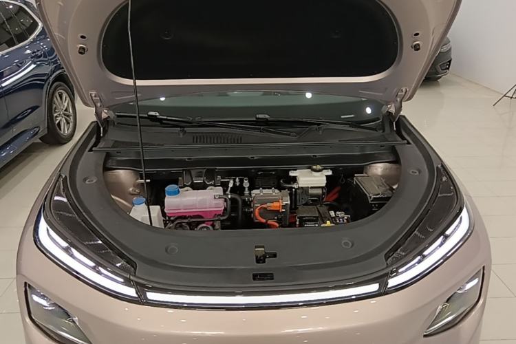 Used CHANGAN NEVO Q05 2026 Model 405Max Engine Bay
