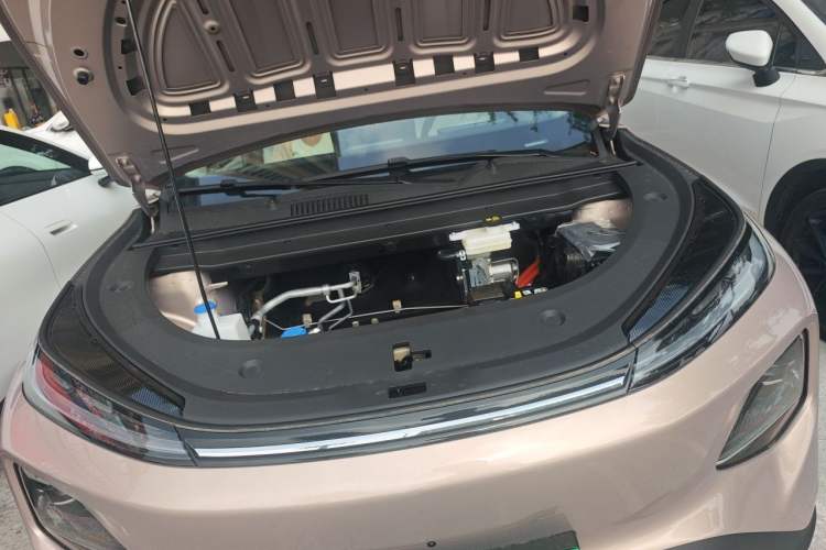 Used CHANGAN NEVO Q05 2026 Model 405Max Engine Bay Right