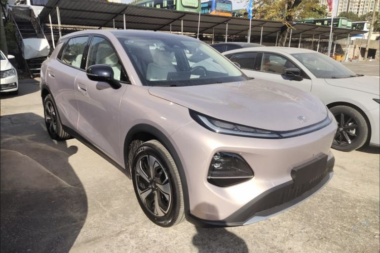 Used CHANGAN NEVO Q05 2026 Model 506 Max Exterior 2