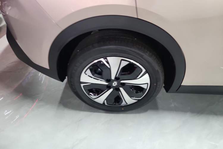Used CHANGAN NEVO Q05 2026 Model 506 Max Exterior 4