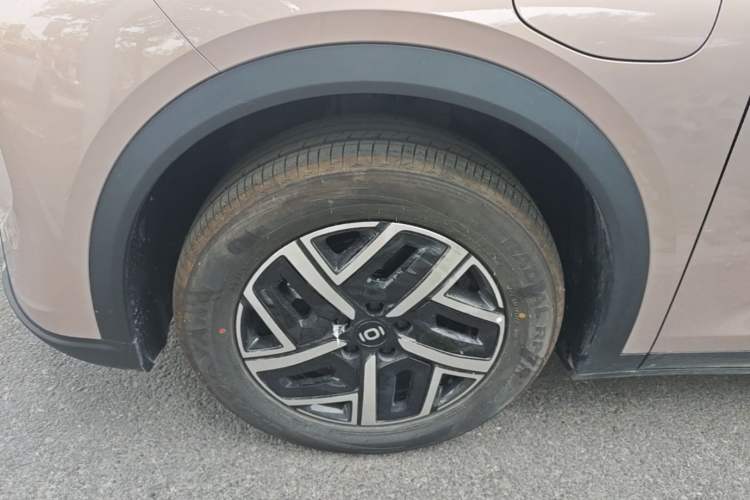 Used CHANGAN NEVO Q05 2026 Model 405Max Exterior 4