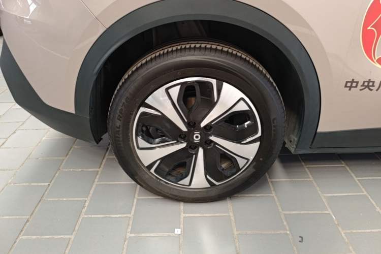 Used CHANGAN NEVO Q05 2026 Model 506Max+ Exterior 5