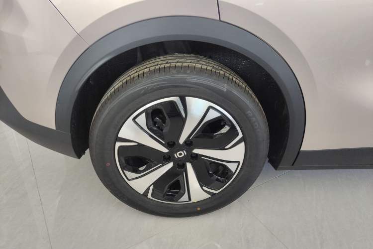 Used CHANGAN NEVO Q05 2026 Model 506 Max Exterior 5