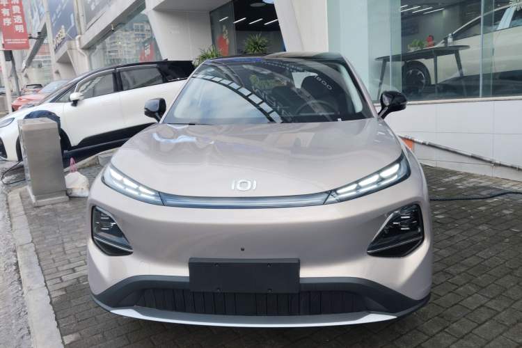 Used CHANGAN NEVO Q05 2026 Model 506 Max Front