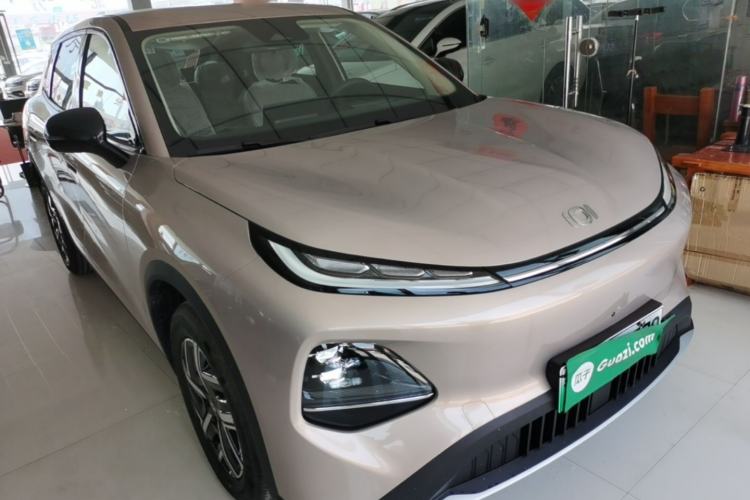 Used CHANGAN NEVO Q05 2026 Model 405Max Front Right 45 Deg