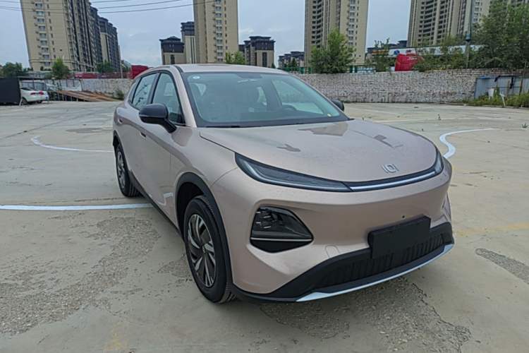 Used CHANGAN NEVO Q05 2026 Model 405Air Front Right 45 Deg