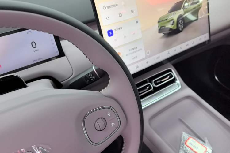 Used CHANGAN NEVO Q05 2026 Model 506 Laser Intelligent Edition Gear Lever