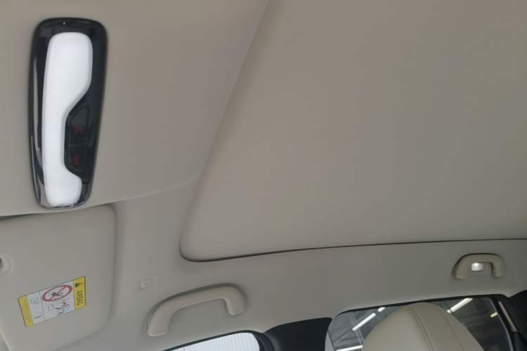 Used CHANGAN NEVO Q05 2026 Model 506 Max Headliner