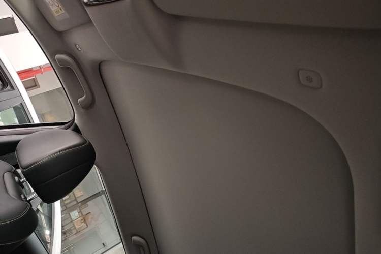 Used CHANGAN NEVO Q05 2026 Model 506 Max Headliner