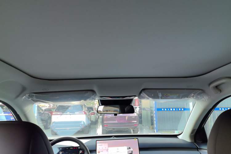 Used CHANGAN NEVO Q05 2026 Model 506 Max Headliner