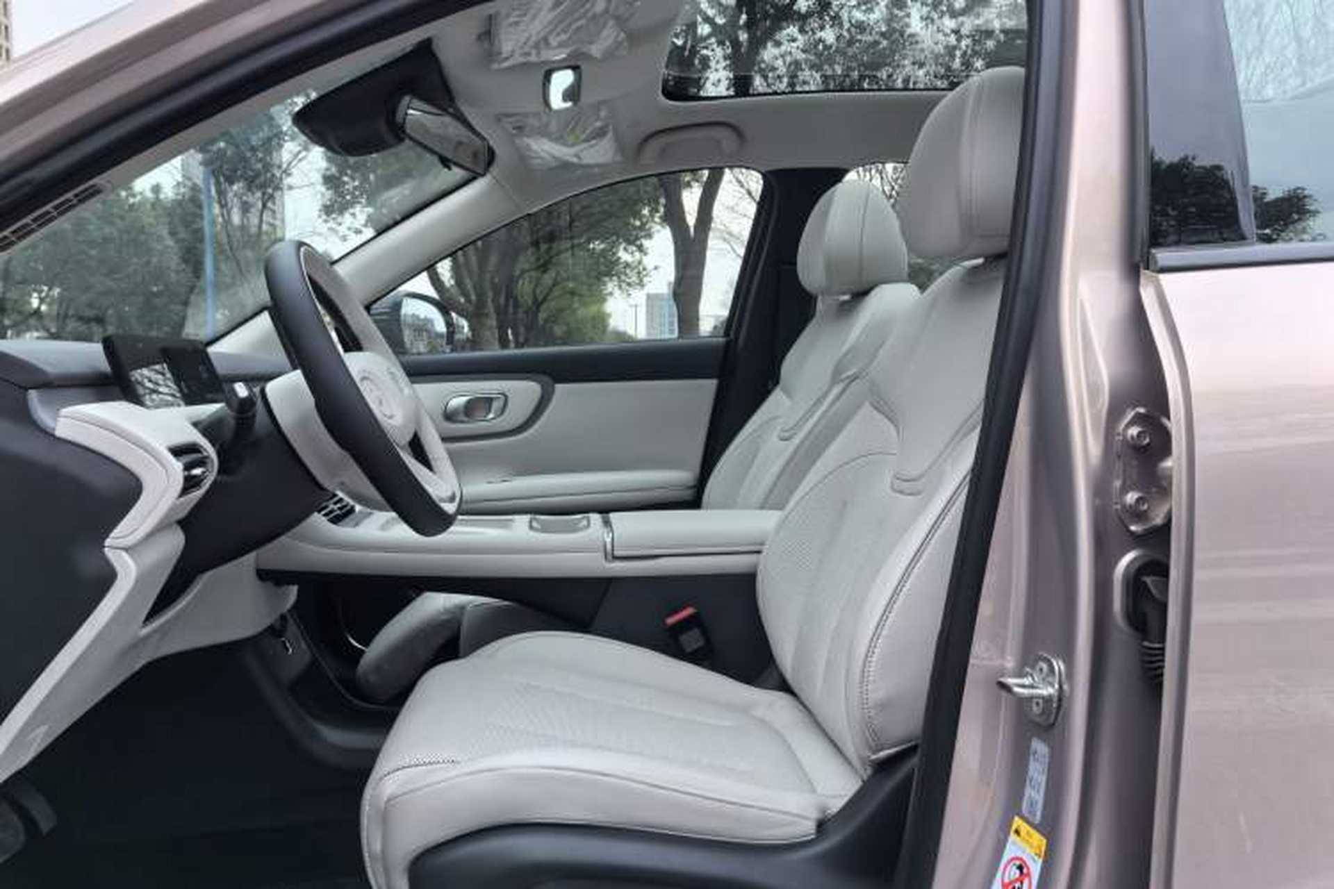 Used CHANGAN NEVO Q05 2026 Model 506 Max Interior 10
