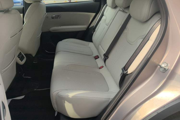 Used CHANGAN NEVO Q05 2026 Model 506 Max Interior 10