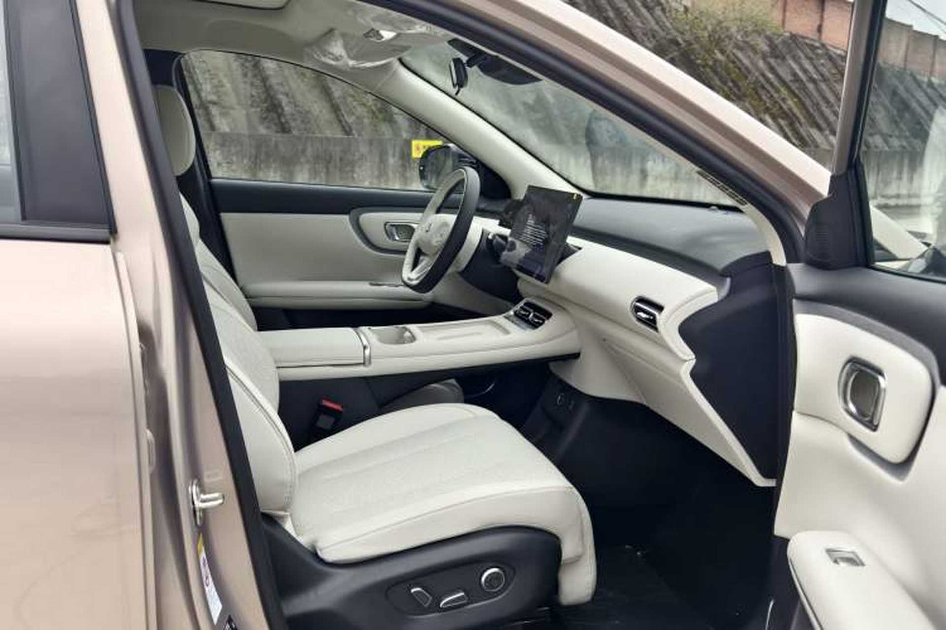 Used CHANGAN NEVO Q05 2026 Model 506 Max Interior 5