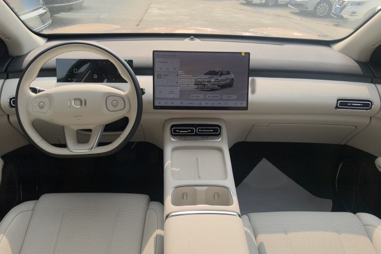 Used CHANGAN NEVO Q05 2026 Model 506 Max Interior 8