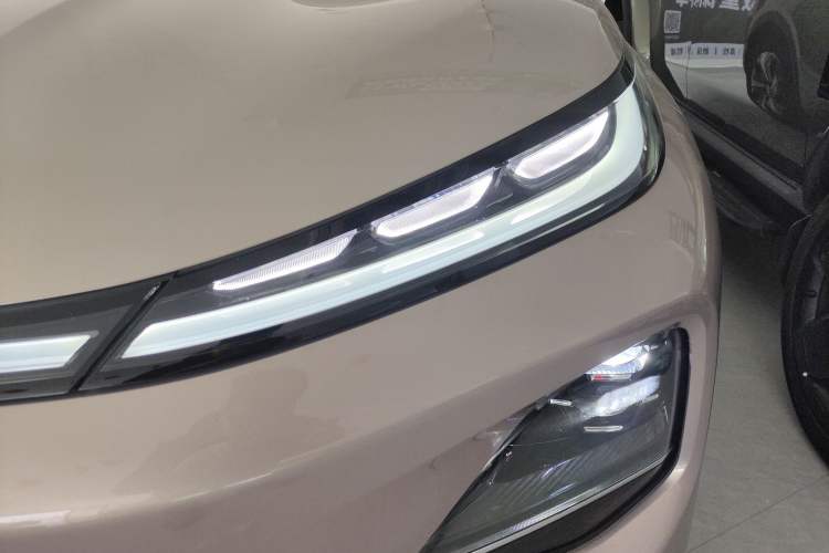 Used CHANGAN NEVO Q05 2026 Model 506 Max Left Front Headlight