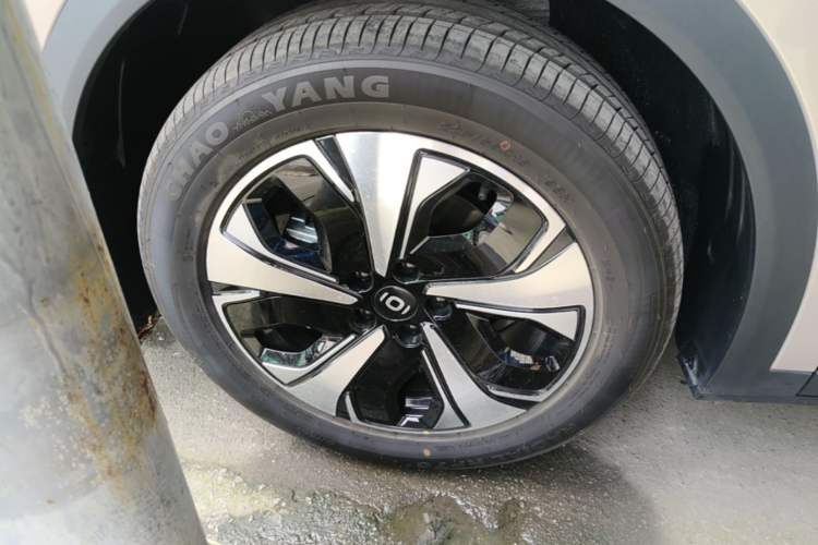 Used CHANGAN NEVO Q05 2026 Model 506 Max Left Front Wheel Hub