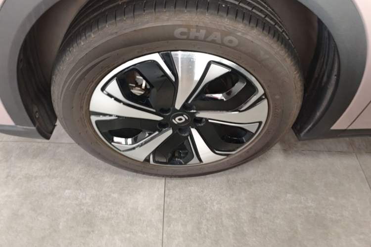 Used CHANGAN NEVO Q05 2026 Model 506Max+ Left Front Wheel Hub
