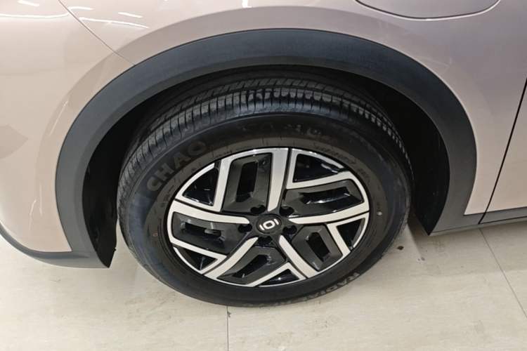 Used CHANGAN NEVO Q05 2026 Model 405Max Left Front Wheel Hub