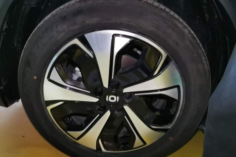Used CHANGAN NEVO Q05 2026 Model 506 Max Left Front Wheel Hub