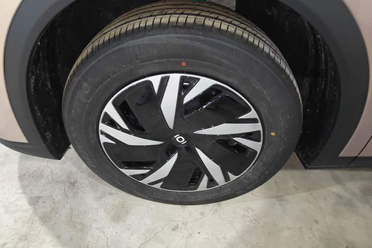 Used CHANGAN NEVO Q05 2026 Model 405Air Left Front Wheel Hub