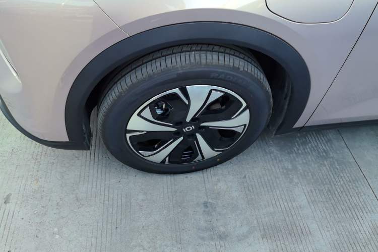 Used CHANGAN NEVO Q05 2026 Model 506 Max Left Front Wheel Hub
