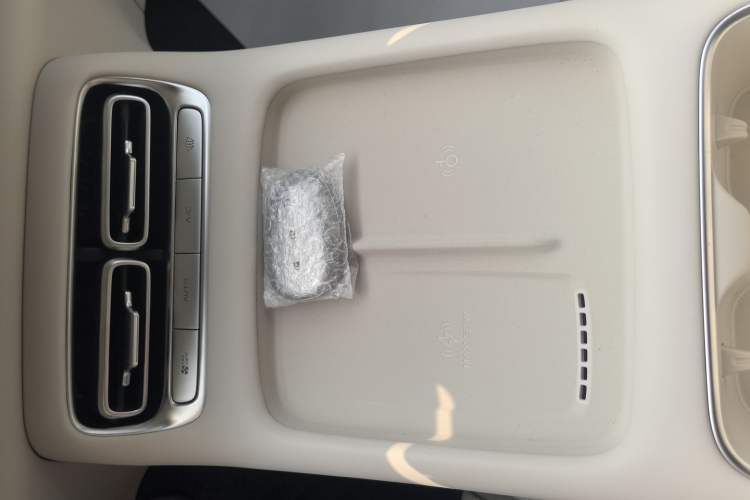 Used CHANGAN NEVO Q05 2026 Model 506 Max Left Rear Seat