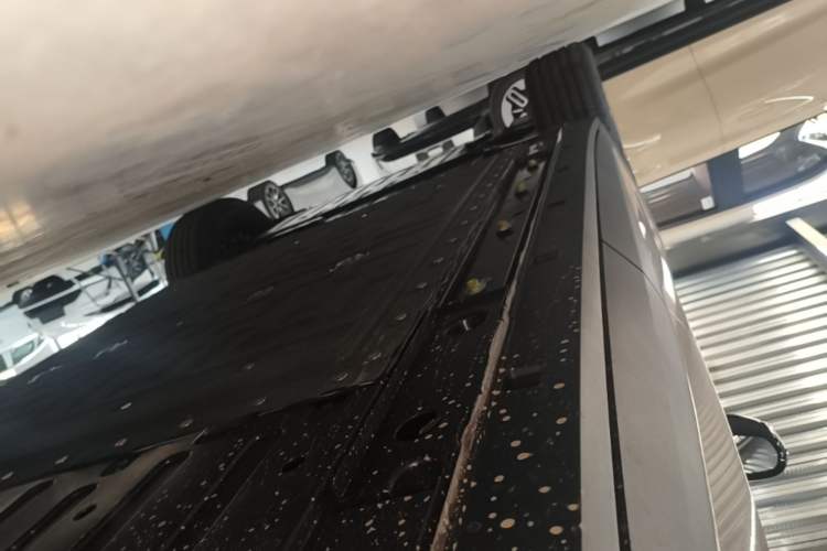 Used CHANGAN NEVO Q05 2026 Model 405Air Left Side Sill