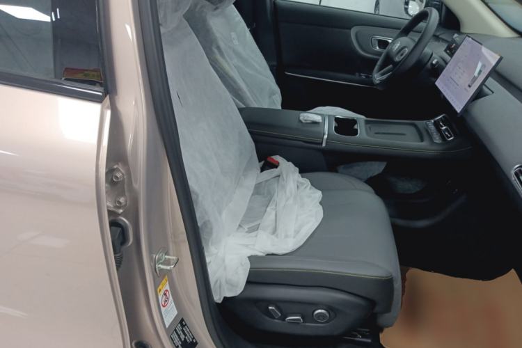 Used CHANGAN NEVO Q05 2026 Model 506 Max Right Front Seat
