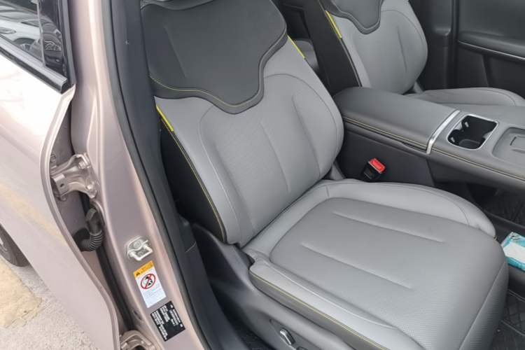Used CHANGAN NEVO Q05 2026 Model 506 Max Right Front Seat