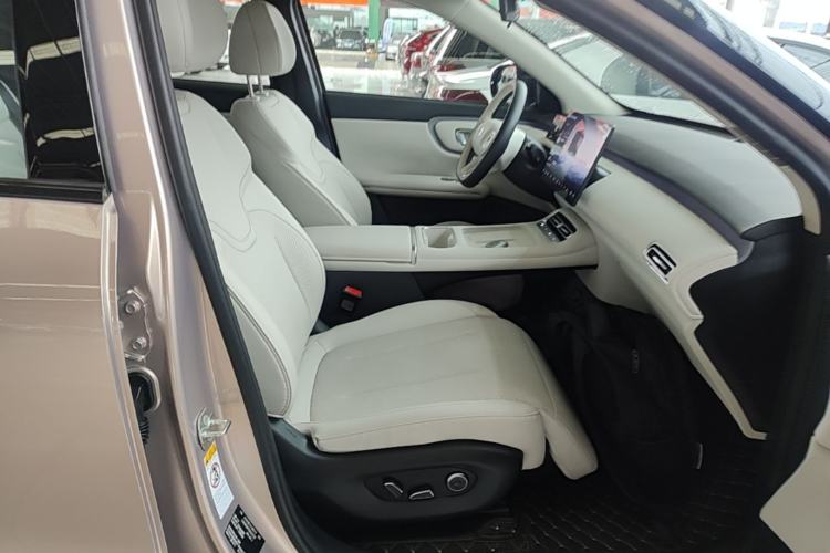 Used CHANGAN NEVO Q05 2026 Model 506 Max Right Front Seat