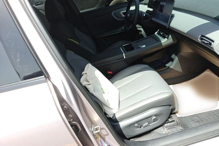 Used CHANGAN NEVO Q05 2026 Model 506 Max Right Front Seat