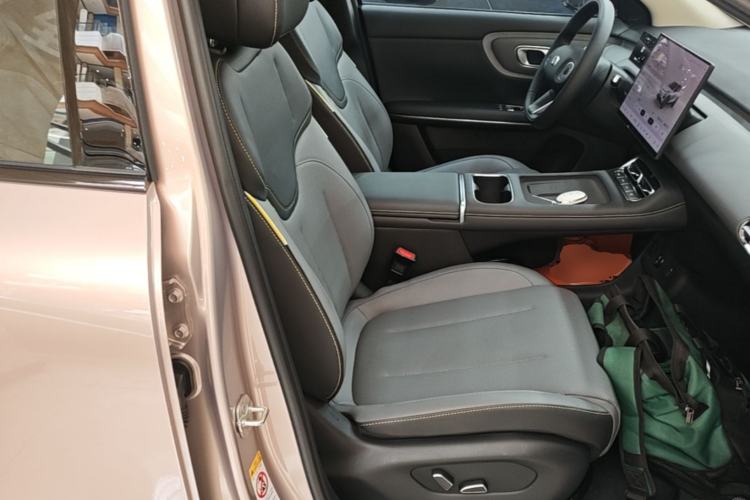 Used CHANGAN NEVO Q05 2026 Model 405Max Right Front Seat