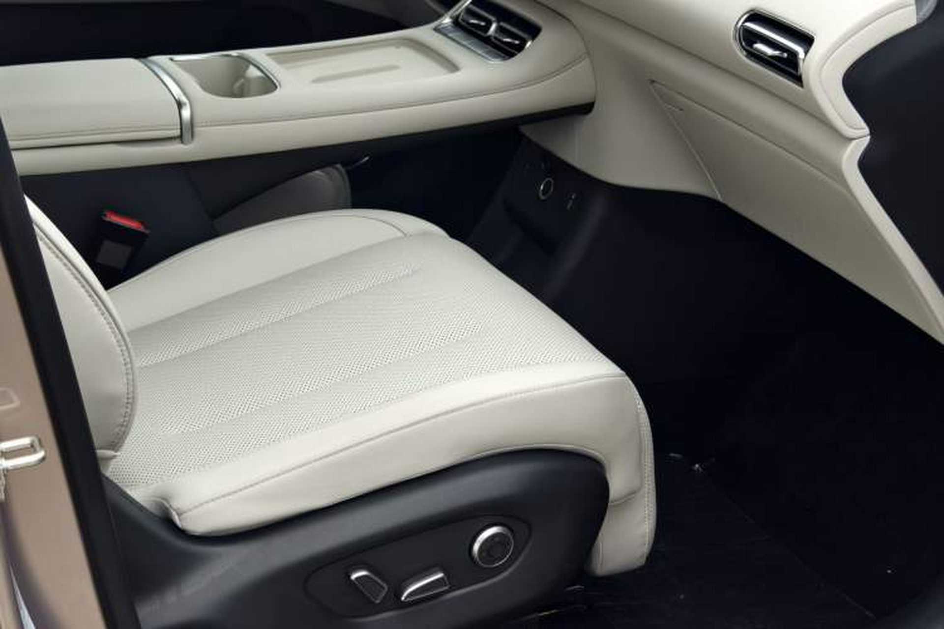 Used CHANGAN NEVO Q05 2026 Model 506 Max Right Front Seat