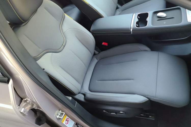 Used CHANGAN NEVO Q05 2026 Model 506 Max Right Front Seat