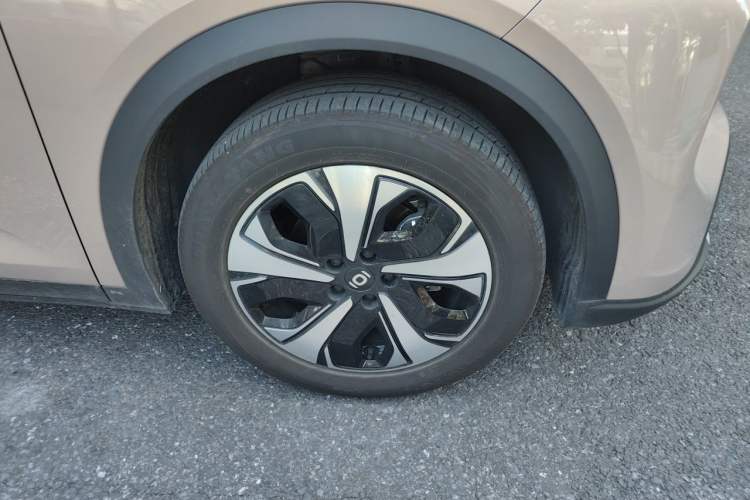 Used CHANGAN NEVO Q05 2026 Model 506 Max Right Front Wheel Hub