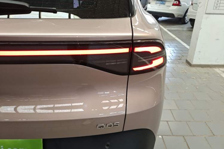 Used CHANGAN NEVO Q05 2026 Model 506Max+ Right Rear Taillight