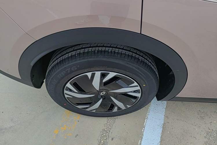 Used CHANGAN NEVO Q05 2026 Model 405Air Right Rear Wheel Hub