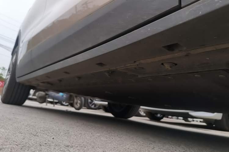 Used CHANGAN NEVO Q05 2026 Model 506 Max Right Side Sill