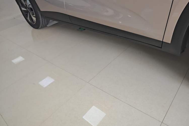 Used CHANGAN NEVO Q05 2026 Model 506 Max Right Side Sill