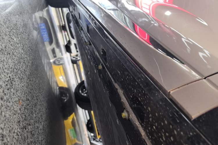 Used CHANGAN NEVO Q05 2026 Model 506 Laser Intelligent Edition Right Side Sill