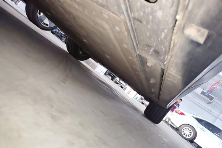 Used CHANGAN NEVO Q05 2026 Model 405Max Right Side Sill