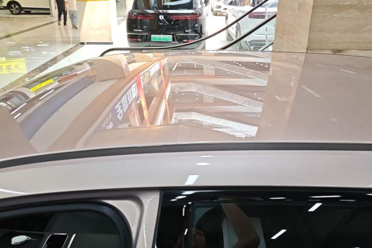 Used CHANGAN NEVO Q05 2026 Model 405Max Roof