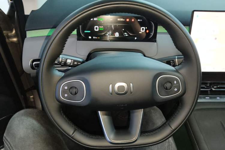 Used CHANGAN NEVO Q05 2026 Model 506 Max Steering Wheel