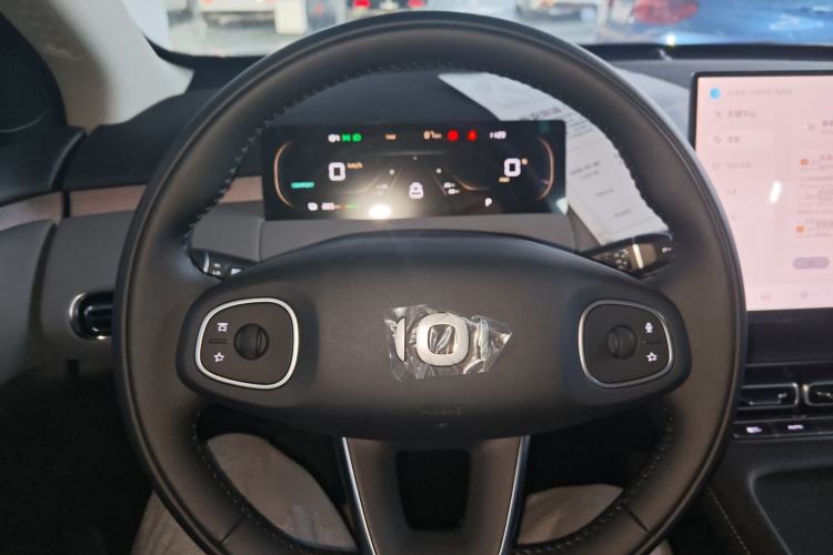 Used CHANGAN NEVO Q05 2026 Model 506 Max Steering Wheel