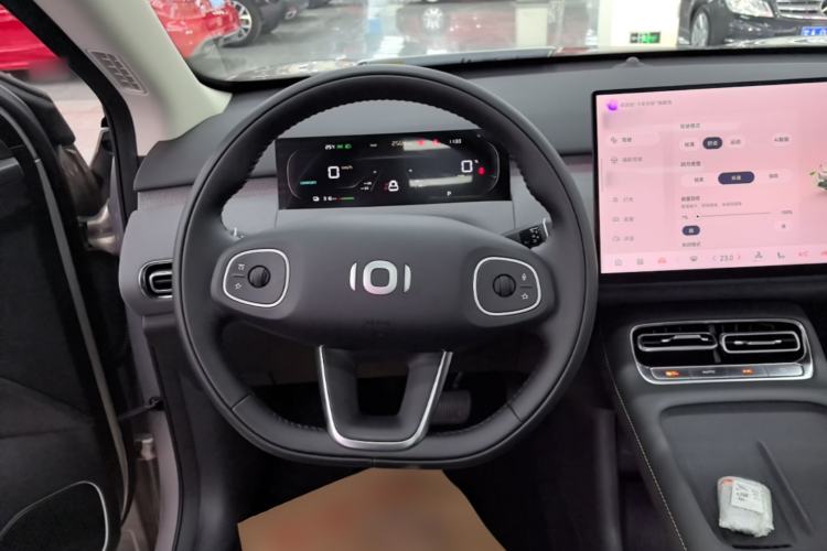 Used CHANGAN NEVO Q05 2026 Model 506 Max Steering Wheel